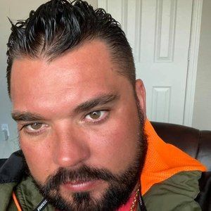 Meet your Posher, Adam